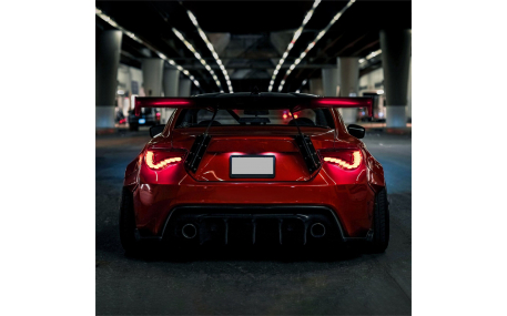 Фонари задние Toyota GT86