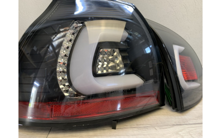 Фонари задние Volkswagen Golf 5