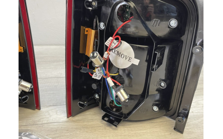 Фонари задние Volkswagen T5 (2 дв)