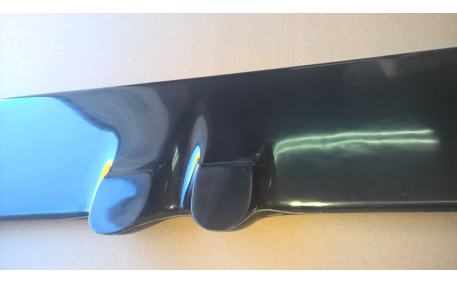 Козырек Lexus LX470