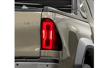 Фонари задние Toyota Hilux 2021-2023