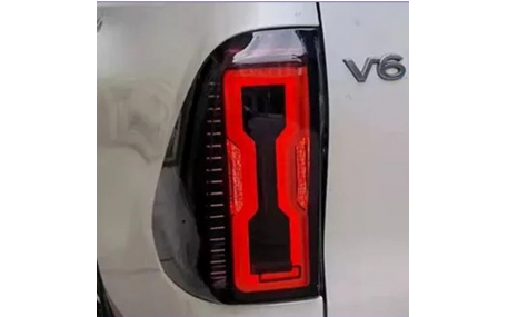 Фонари задние Toyota Hilux 2021-2023