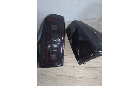 Фонари задние Toyota Hilux 2021-2023