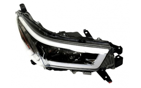 Фары передние Toyota Hilux 2021-2024