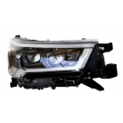 Фары передние Toyota Hilux 2021-2024