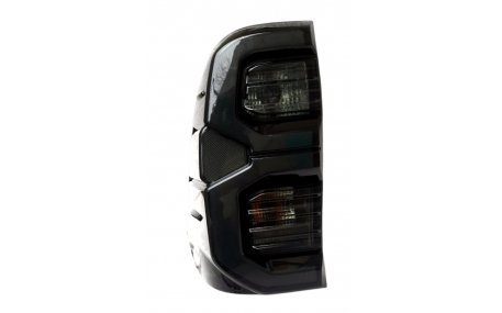 Фонари задние Toyota Hilux 2021-2023