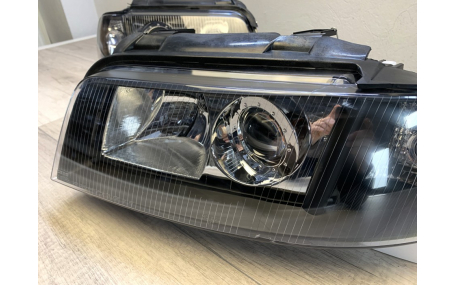 Фары передние AUDI A4 B5 1999-2000
