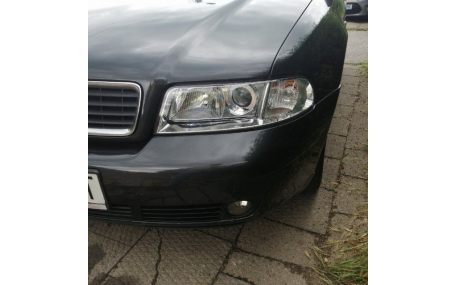 Фары передние AUDI A4 B5 1999-2000