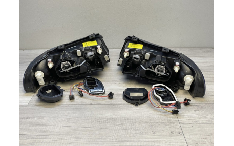 Фары передние AUDI A4 B5 1999-2000