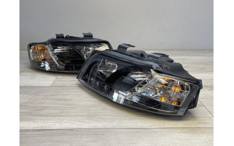 Фары передние AUDI A4 B6