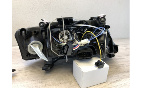 Фары передние AUDI A6 C5 1997-2001