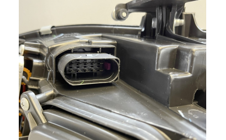 Фары передние AUDI A4 B8 2008-2012