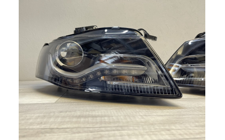Фары передние AUDI A4 B8 2008-2012
