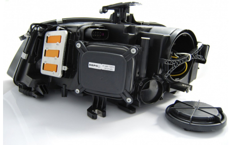 Фары передние AUDI A4 B8 2008-2012