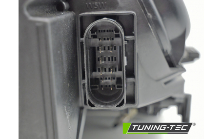 Фары передние AUDI A4 B7