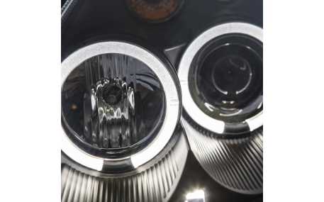 Фары передние Ford Fiesta