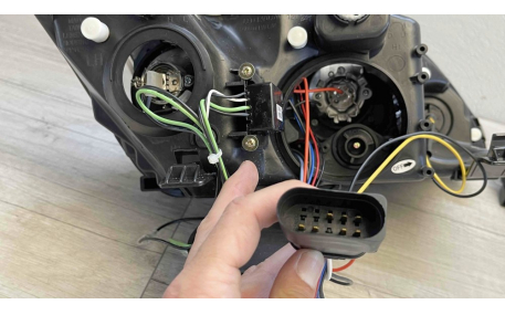 Фары передние Ford Focus MK2 2004-2008