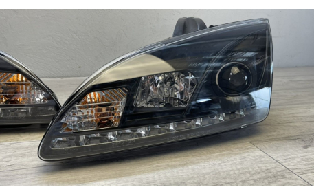 Фары передние Ford Focus MK2 2004-2008
