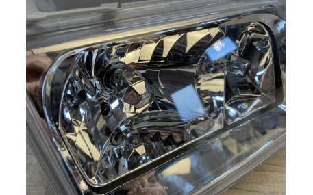 Фары передние Mercedes E-class W124