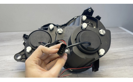 Фары передние Mercedes CLK-class W208