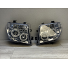 Фары передние Nissan Navara 2005-2010
