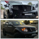Фары передние Nissan Navara 2005-2010