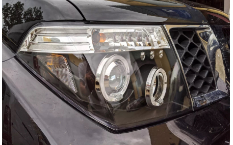 Фары передние Nissan Navara 2005-2010