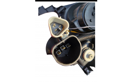 Фары передние Nissan Navara/Frontier 2010-2014