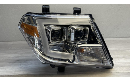 Фары передние Nissan Navara/Frontier 2010-2014