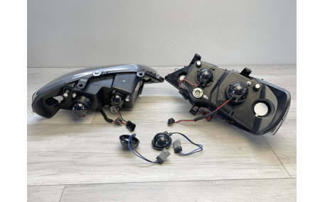 Фары передние Opel Astra G