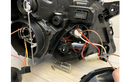 Фары передние Opel Vectra C 2002-2005