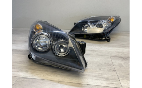 Фары передние Opel Astra H