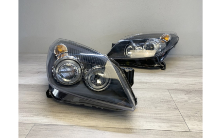 Фары передние Opel Astra H