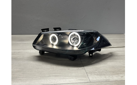 Фары передние Renault Megane 2002-2005