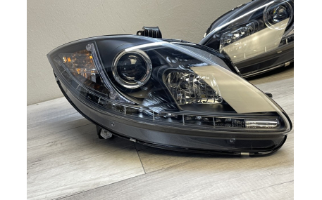 Фары передние Seat Leon