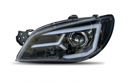 Фары передние Subaru Impreza 2005-2007