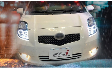 Фары передние Toyota Yaris