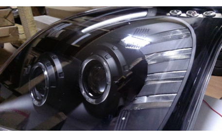 Фары передние Toyota Land Cruiser Prado 120