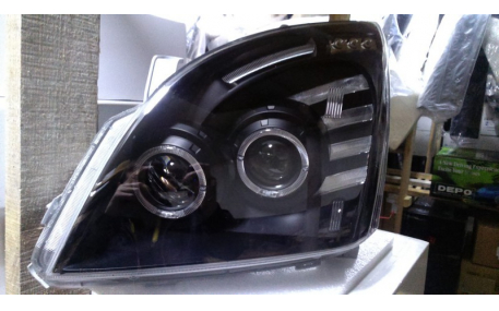 Фары передние Toyota Land Cruiser Prado 120