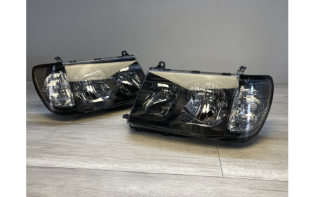 Фары передние Toyota Land Cruiser 100 1998-2004