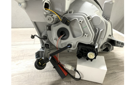 Фары передние Toyota Land Cruiser Prado 120