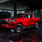 Фары передние Toyota Hilux 2021-2024