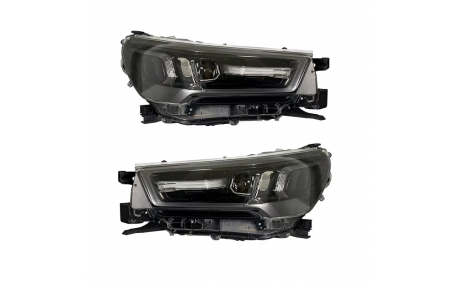 Фары передние Toyota Hilux 2021-2024