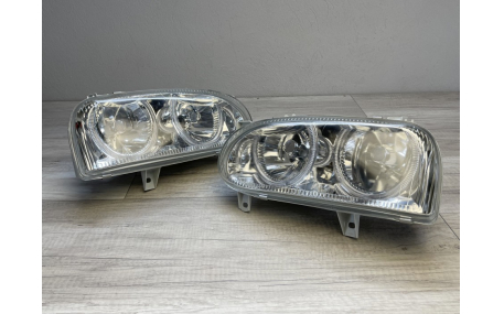 Фары передние Volkswagen Golf 3