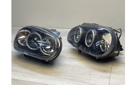 Фары передние Volkswagen Golf 4