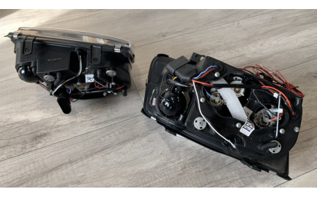 Фары передние Volkswagen Bora