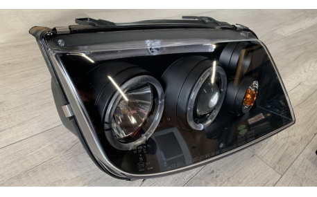 Фары передние Volkswagen Bora