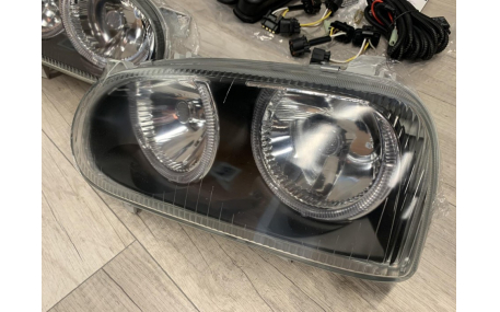 Фары передние Volkswagen Golf 3