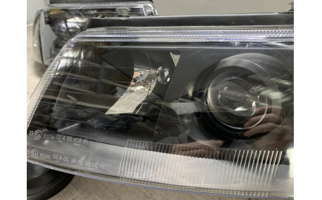 Фары передние Volkswagen Passat B5 1996-2000