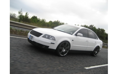 Фары передние Volkswagen Passat B5 2000-2005